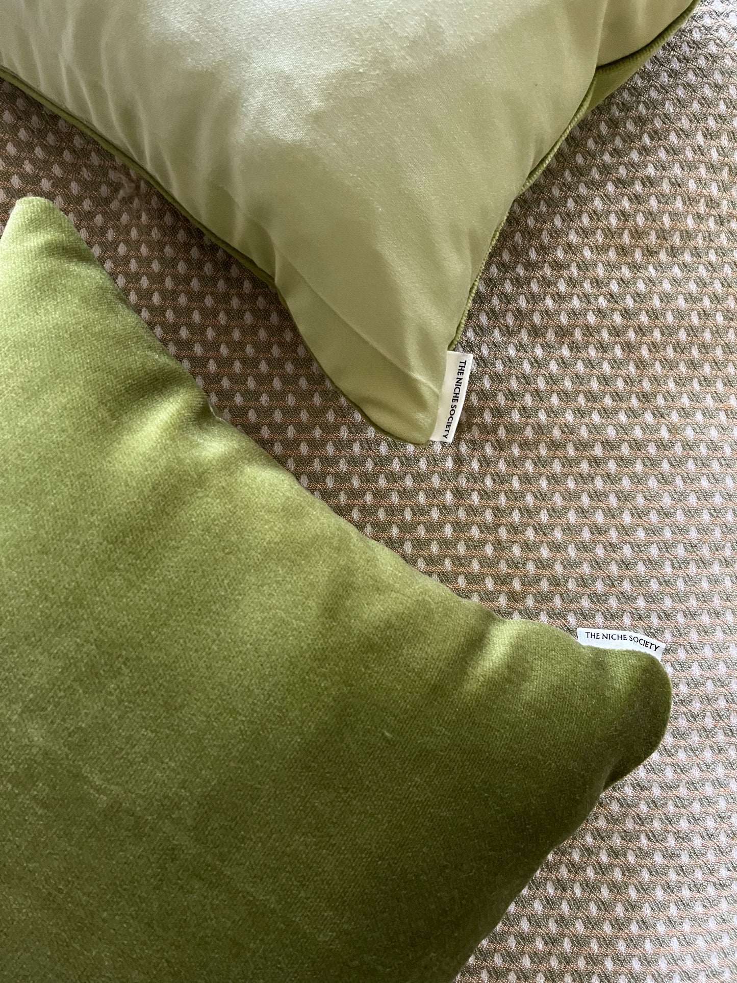 Manor cushion - Green & White geometric pattern