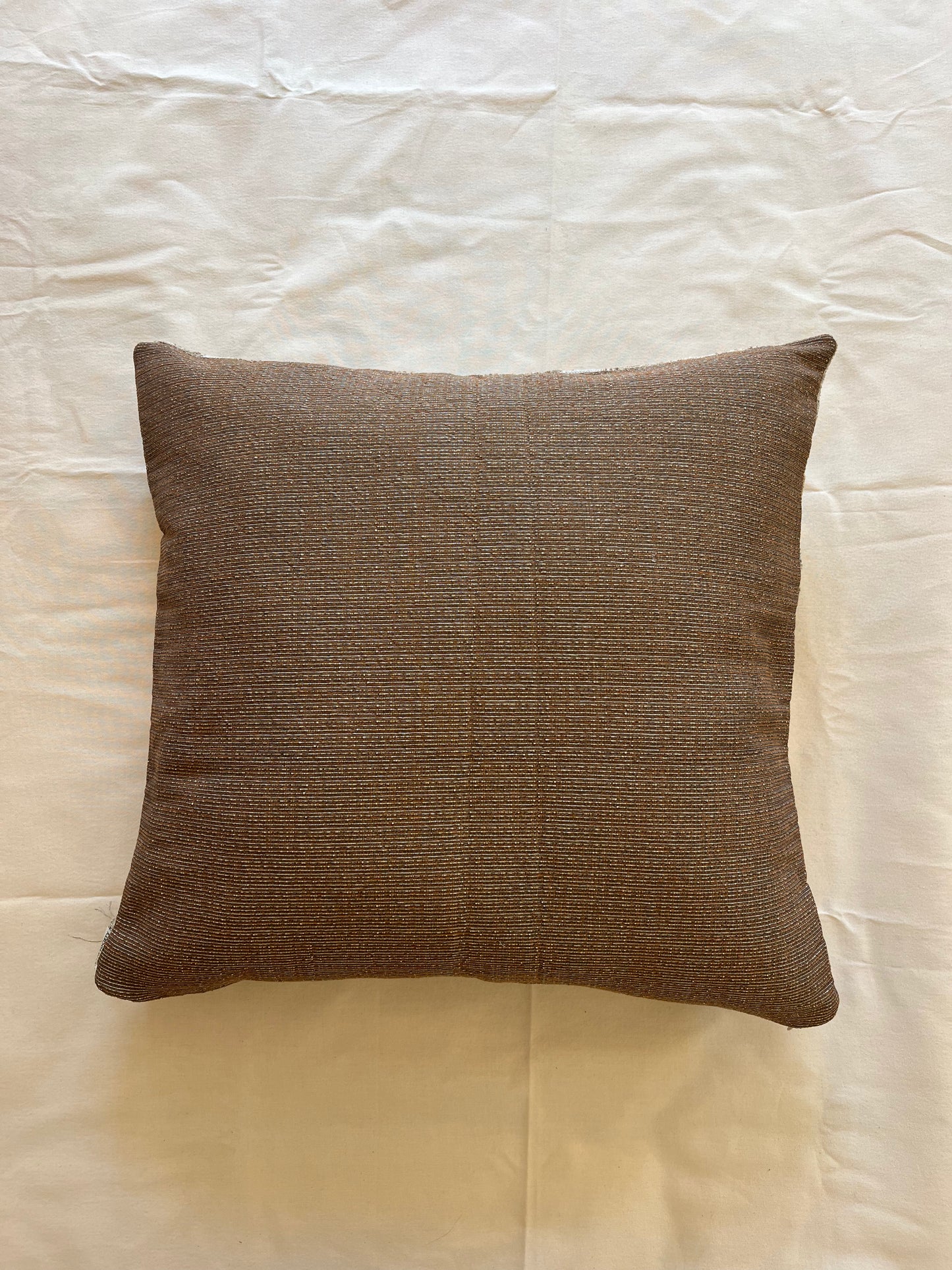 The Manor cushion - Grit beige & brown