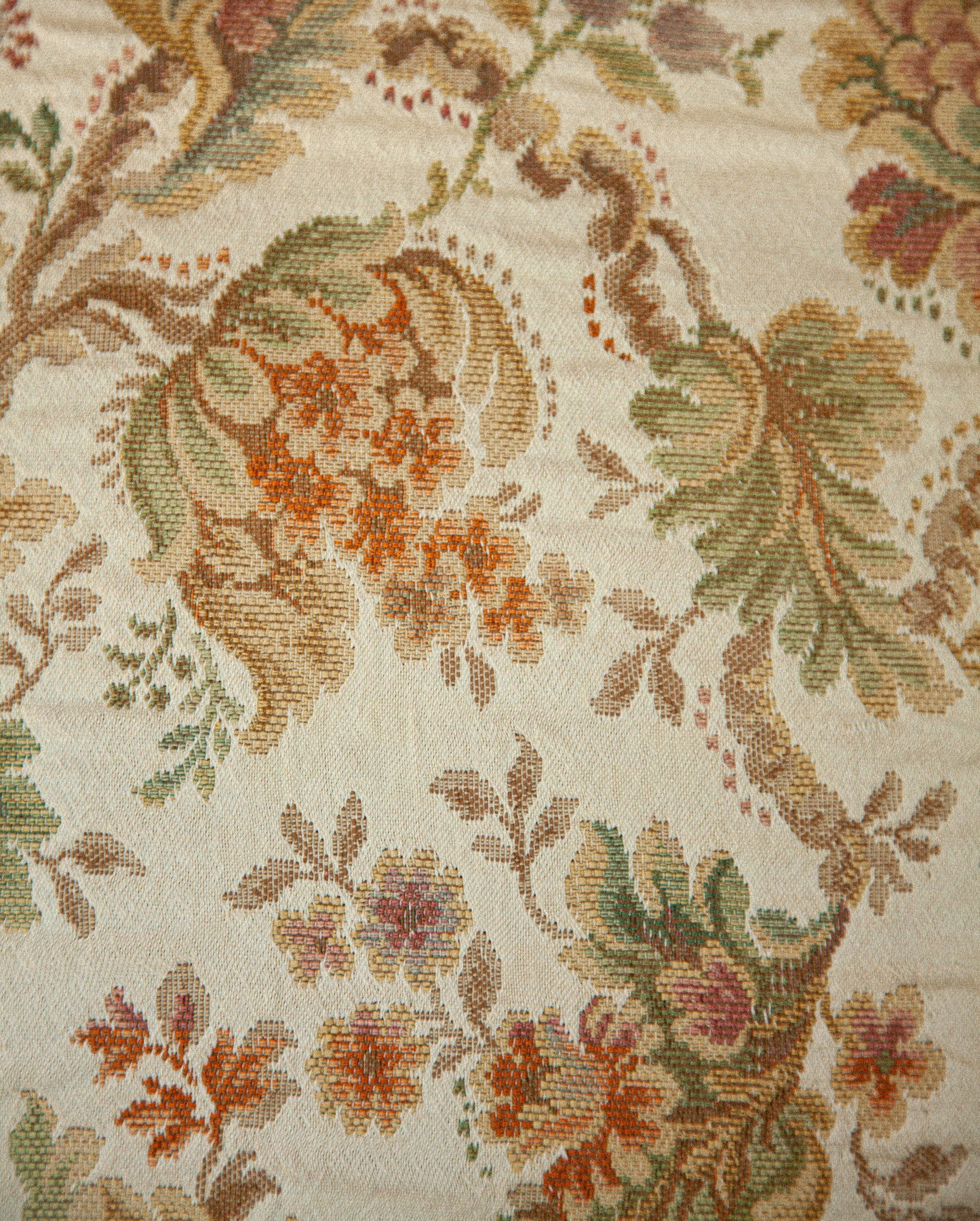 The Manor cushion - Flower & Green velvet