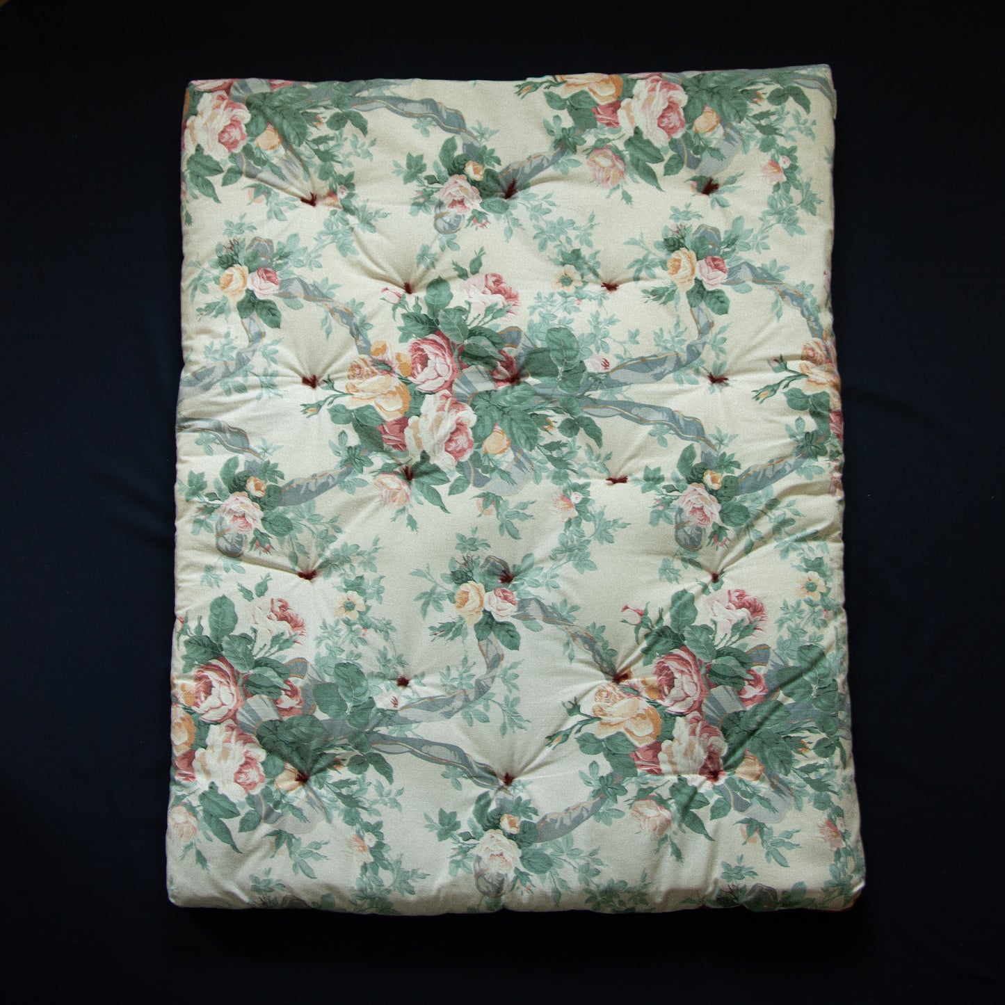 The Nursery mattress - Roses & raspberry