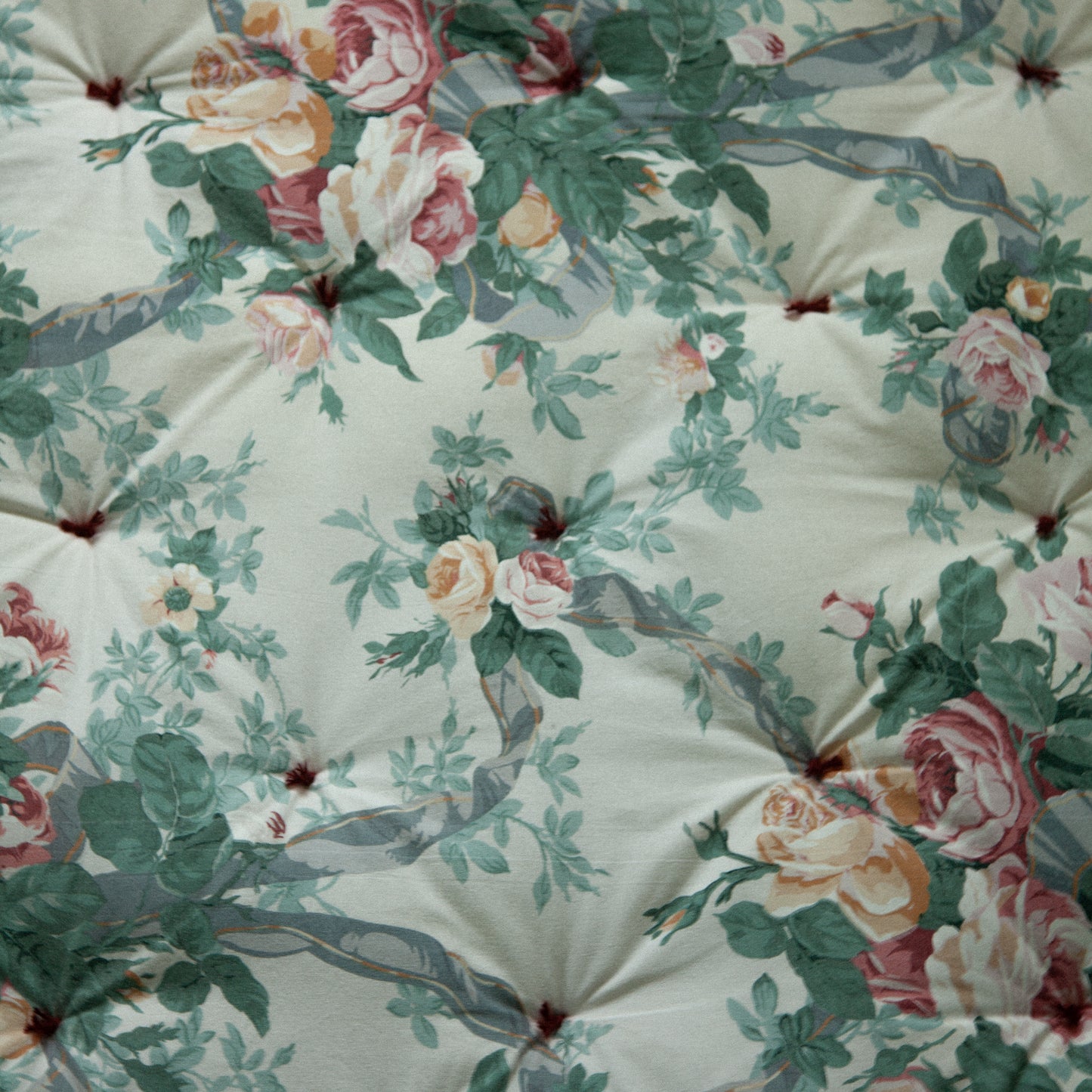 The Nursery mattress - Roses & raspberry