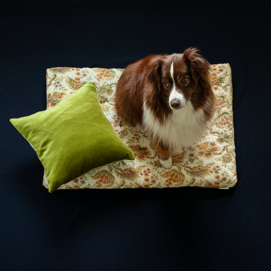 The Nursery mattress - Flower & Green velvet dog bed