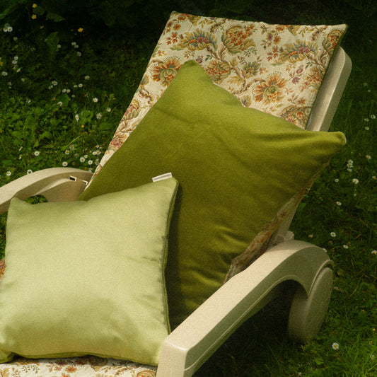 The Drawing room cushion - Reversible Green